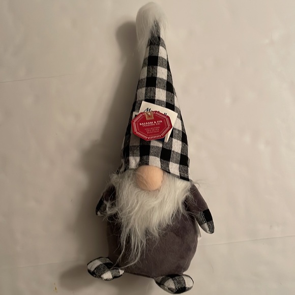NWT balsam & fir trading  black, white and gray Buffalo check jingle bell Gnome - Picture 1 of 13